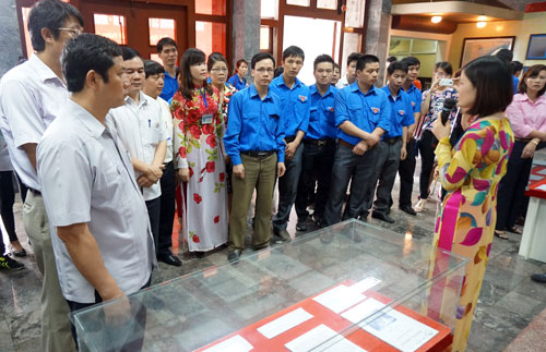 Hoang Sa, Truong Sa exhibition comes to Thai Nguyen
